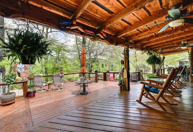 Spacious Riverfront Cabin Near Local Attractions!