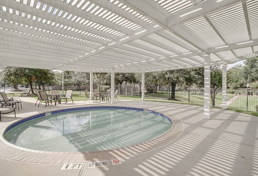 4 Mi To Six Flags: Spring Vacation Home