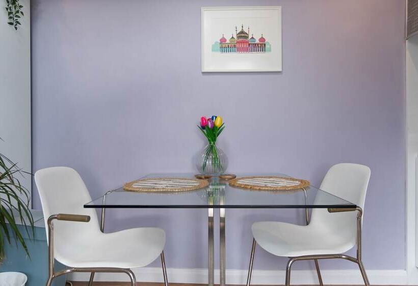 St Helens Studio   Free Parking By My Getaways