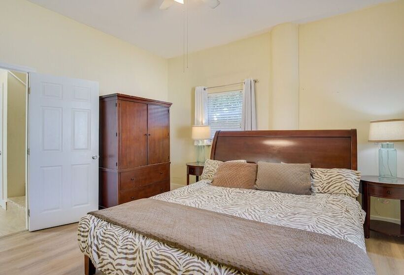 Sunny Key Largo Home W/ Golf Cart & Kayaks