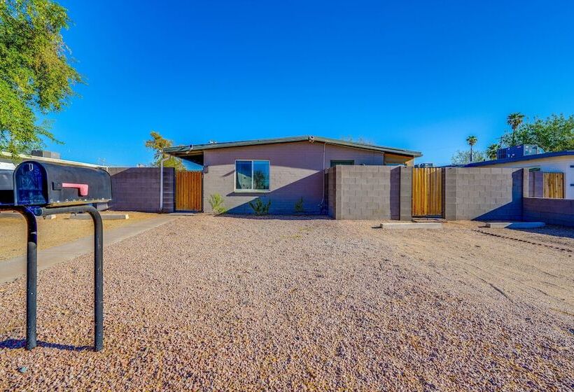 ~ 4 Mi To Old Town Scottsdale: Tempe Duplex