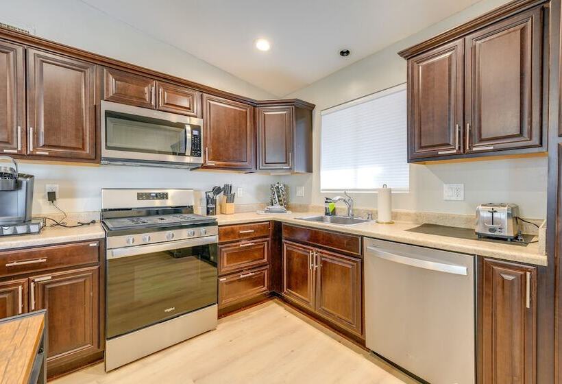 ~ 4 Mi To Old Town Scottsdale: Tempe Duplex