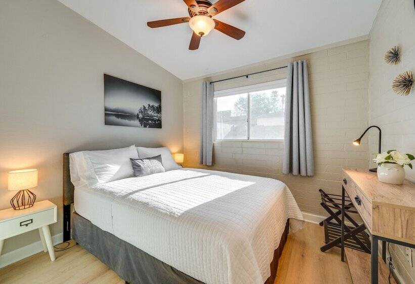 ~ 4 Mi To Old Town Scottsdale: Tempe Duplex
