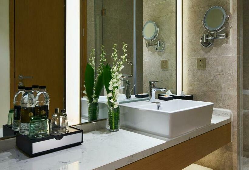 The Qube Hotel Shanghai Sanjiagang   Offer Pudong International Airport And Disney Shuttle