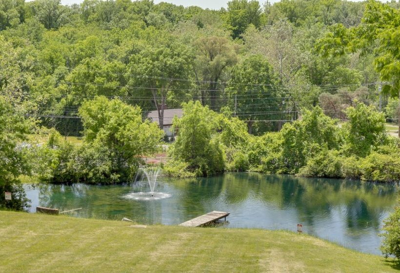 The Windmill House  W/ Pond: 9 Mi To Dayton!