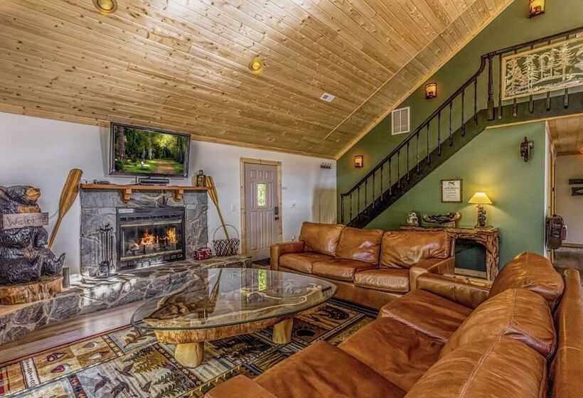 Three Little Bears Retreat