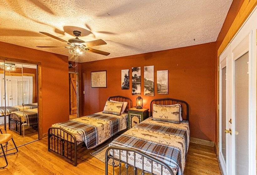 Three Little Bears Retreat