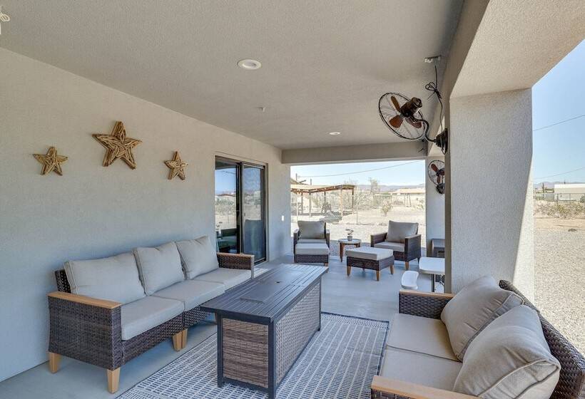 Topocks Premier Luxury Rental Home: 5 Mi To River