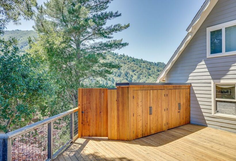 Unique Larkspur Cabin W/ Treetop Mountain Views!