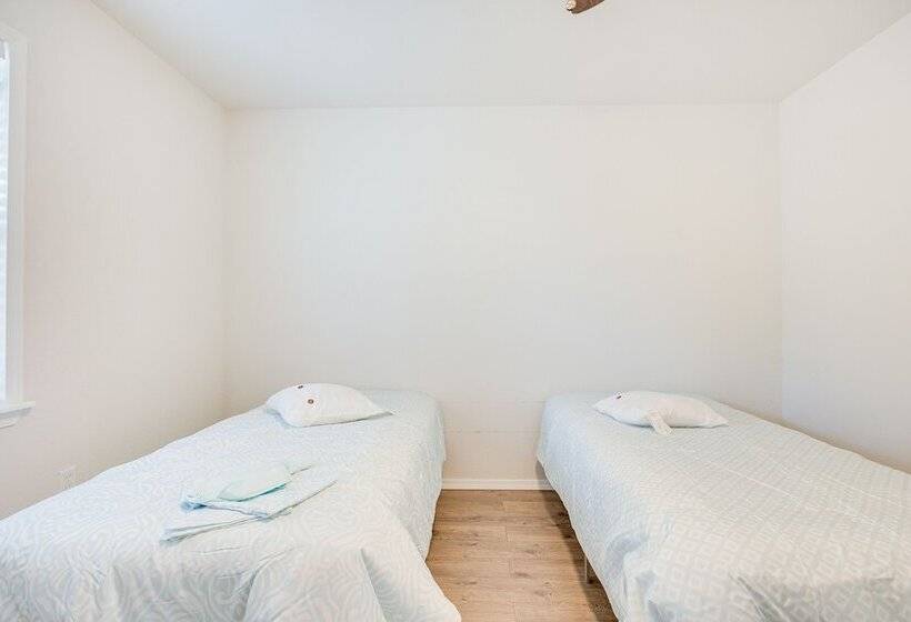 Updated Home W/ Yard ~ 14 Mi To Quartz Mountain!