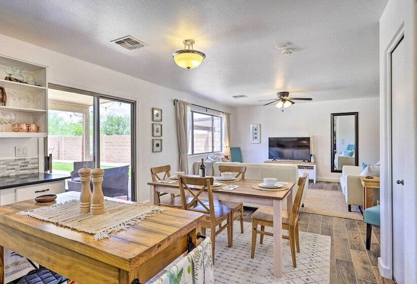 Updated Maricopa Retreat < 2 Miles To Golf!