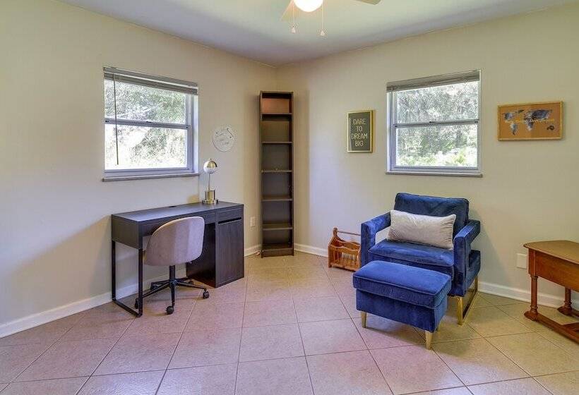 Dog Friendly Vero Beach Retreat W/ Porch & Grill!