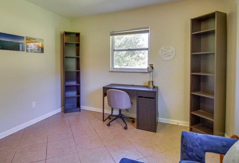 Dog Friendly Vero Beach Retreat W/ Porch & Grill!