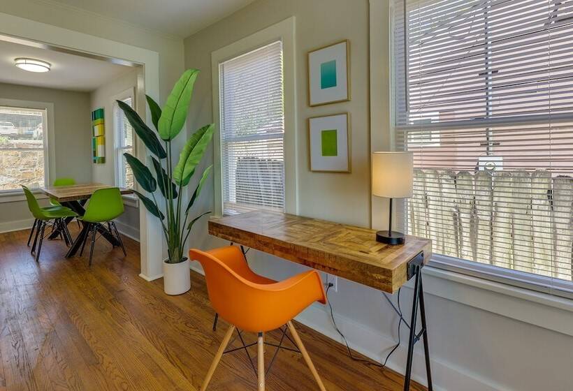 Vibrant Fayetteville Home   Walk Downtown!