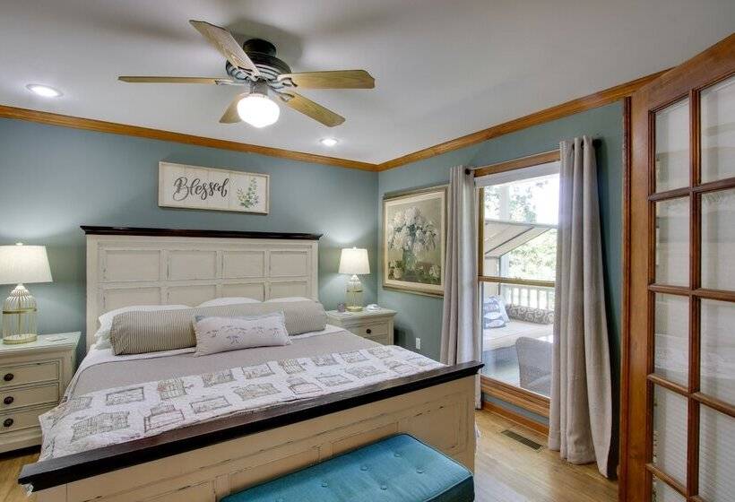 Waterfront Home Near Wilson Lake W/ Covered Porch!