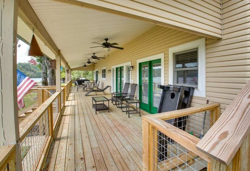 Waterfront Hot Springs Home: 19 Mi To Natl Park!