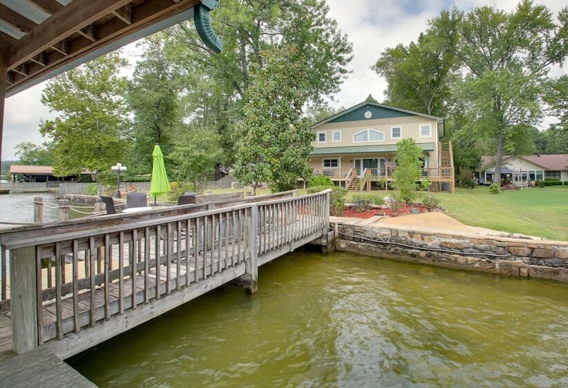 Waterfront Hot Springs Home: 19 Mi To Natl Park!