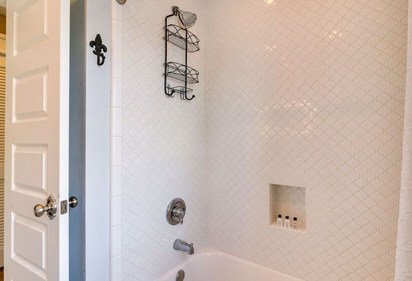 Waterfront Port Isabel Home W/ Private Boat Dock!