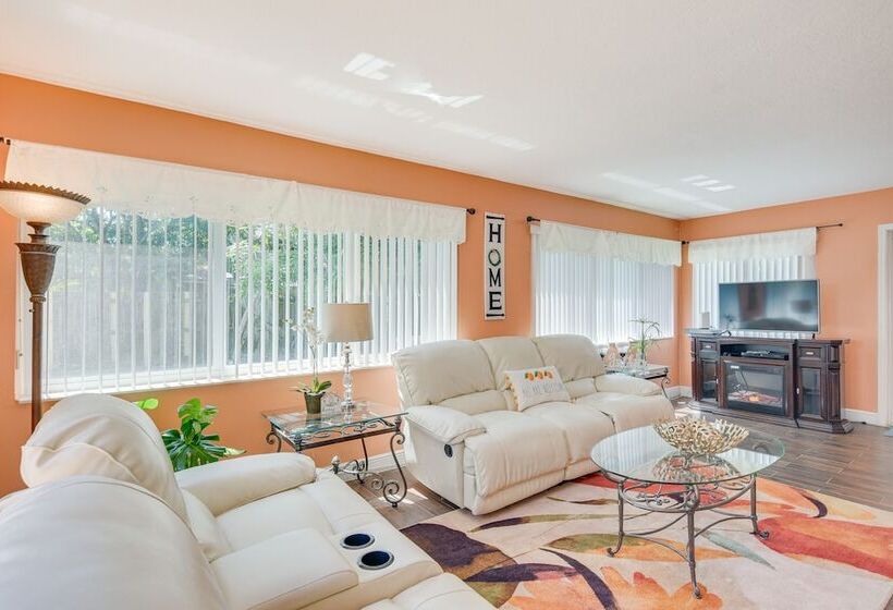 Welcoming Sunrise Retreat W/ Private Backyard