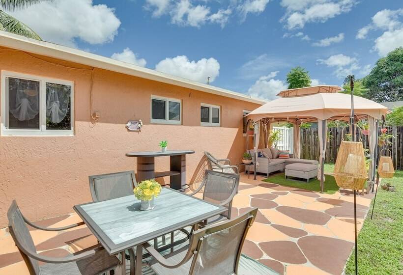 Welcoming Sunrise Retreat W/ Private Backyard