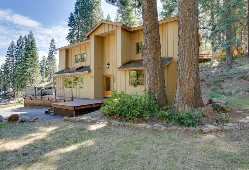 Westwood Lakefront Cabin W/ Hot Tub & Boat Dock!