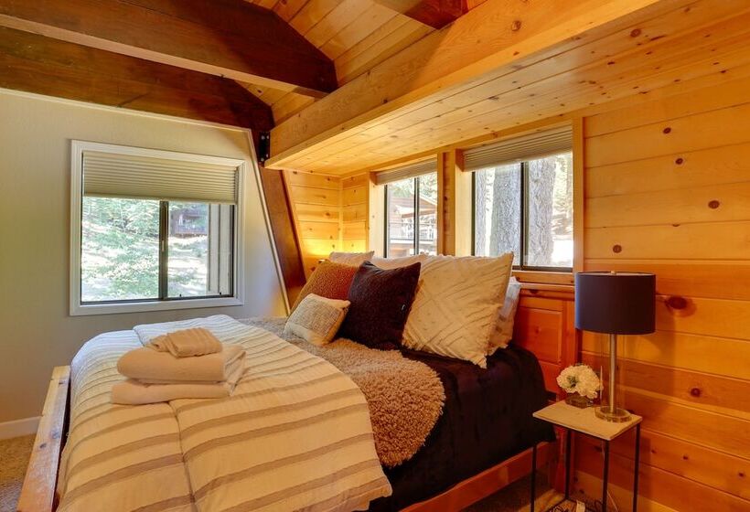 Westwood Lakefront Cabin W/ Hot Tub & Boat Dock!