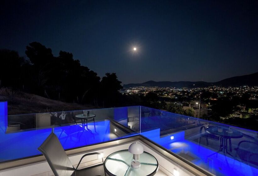 White Cliff Luxury Suites