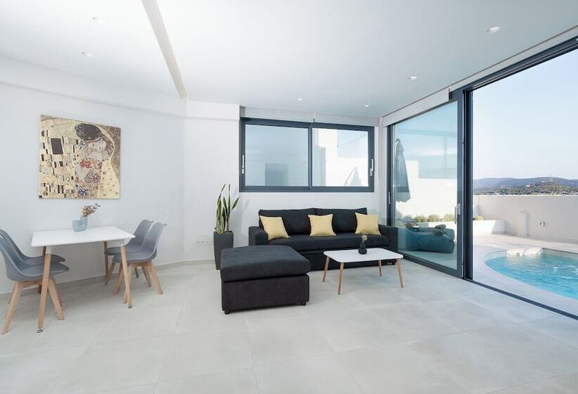 White Cliff Luxury Suites