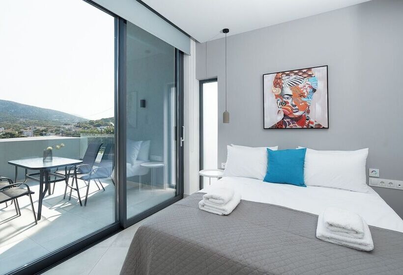 White Cliff Luxury Suites