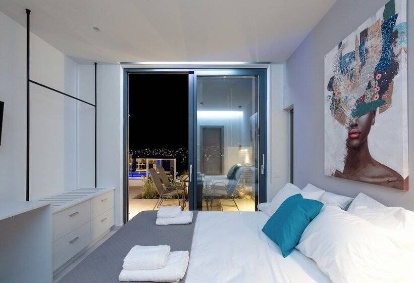 White Cliff Luxury Suites