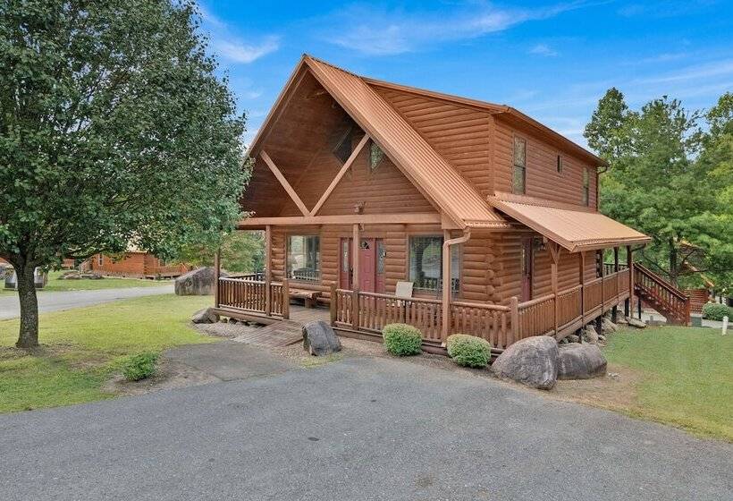 3 Bdr Log Cabin In Cozy Resort W/ Private Hot Tub