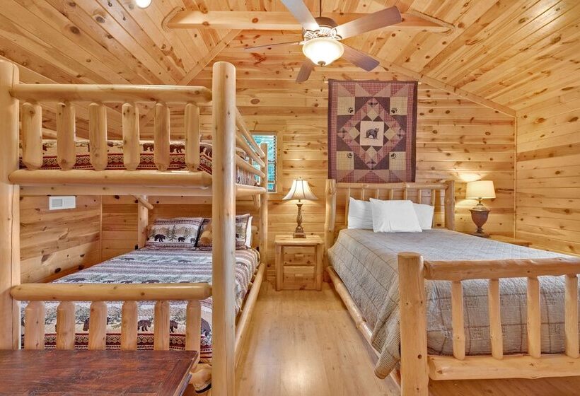 3 Bdr Log Cabin In Cozy Resort W/ Private Hot Tub