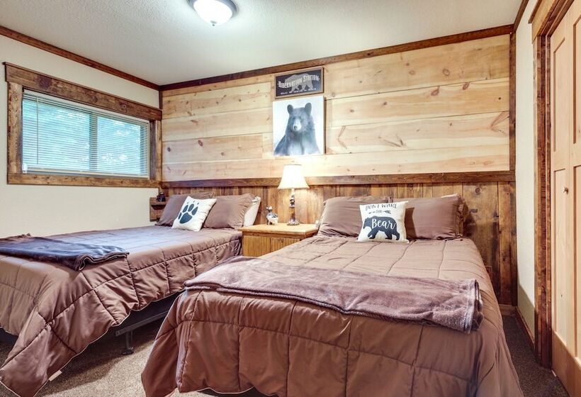 Woodruff Home W/ Lake Access & Pier, Near Town!