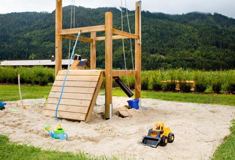 Appartementhotel Am Weissensee