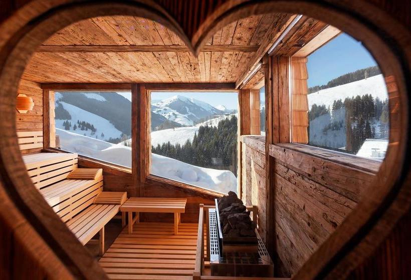 Art & Ski-in Hotel Hinterhag