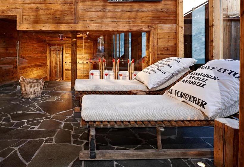 Art & Ski-in Hotel Hinterhag