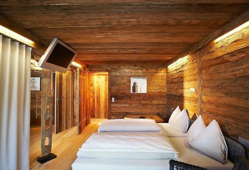 Art & Ski-in Hotel Hinterhag