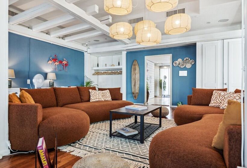 Becozy Du Lac Self Check In Hotel Riviera Edition