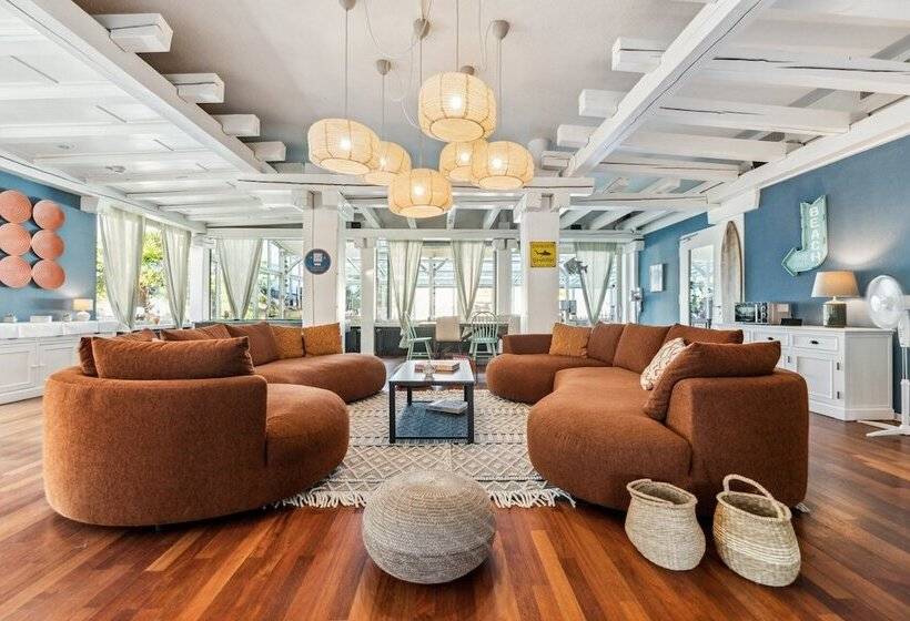 Becozy Du Lac Self Check In Hotel Riviera Edition