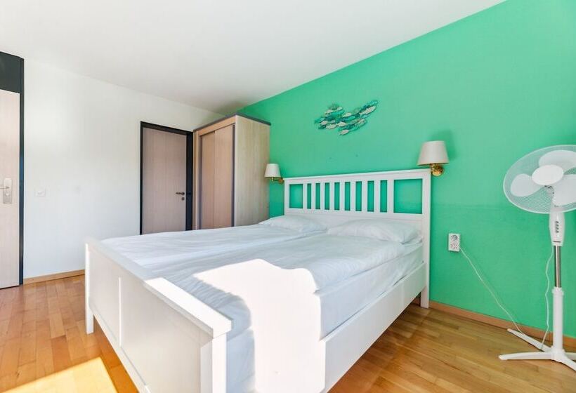 Becozy Du Lac Self Check In Hotel Riviera Edition