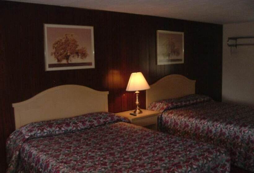 Fels Three Crown Motel