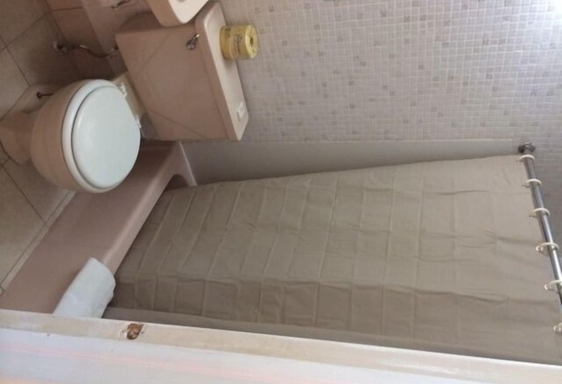 Fels Three Crown Motel