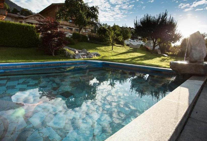 Hotelli Gasthaus Agerhof