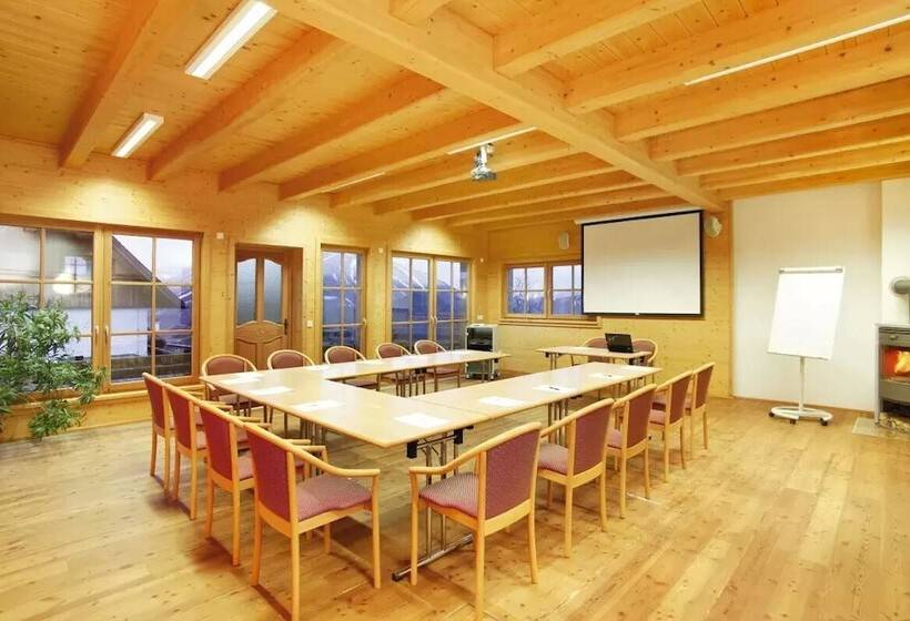 ホテル Almresort Baumschlagerberg