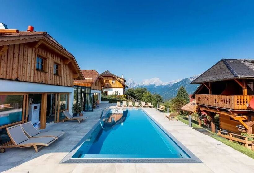 ホテル Almresort Baumschlagerberg