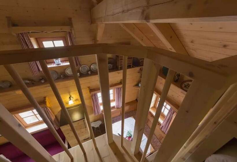 ホテル Almresort Baumschlagerberg