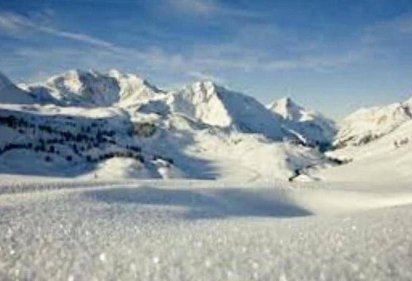 هتل Appartement Doris