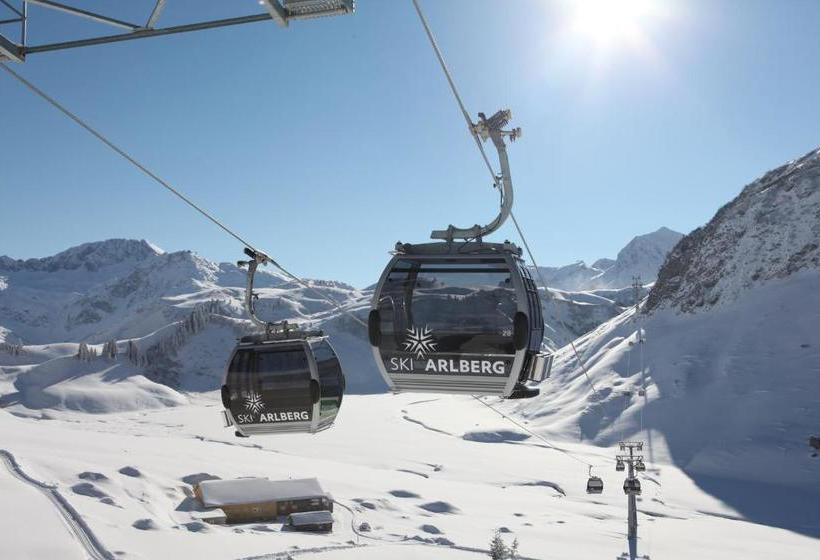 هتل Appartement Doris