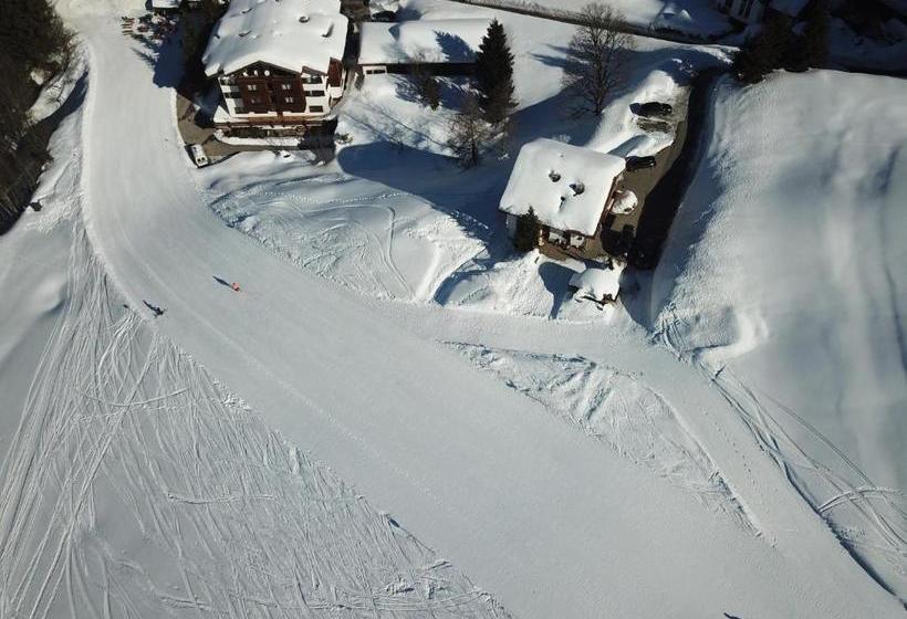 هتل Appartement Doris