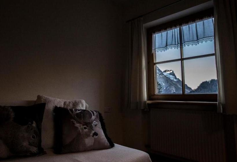 هتل Appartement Doris